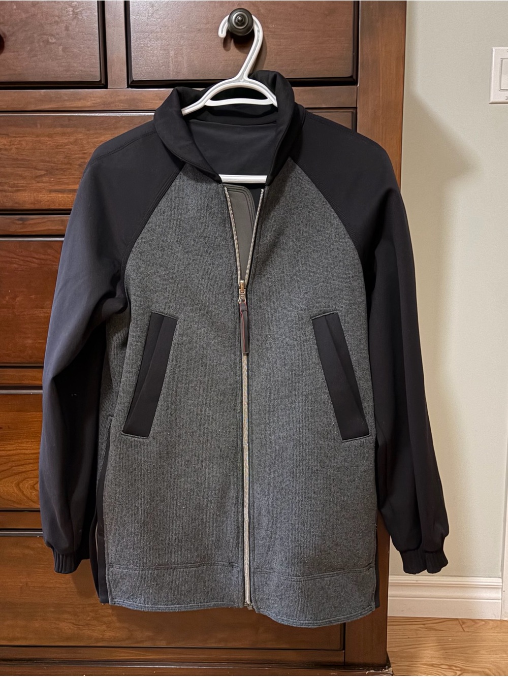 Lululemon Both Ways Bomber - Picture 8 of 11